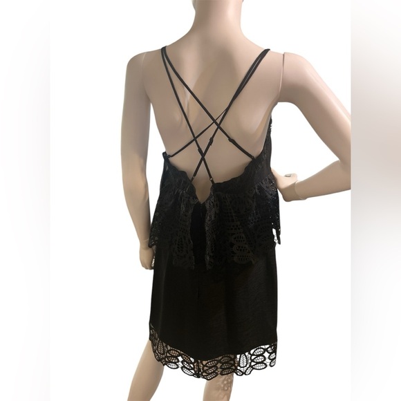 Gianni Bini Black Lace
Monica Cocktail Dress Peplum 
Nwt - Picture 5 of 12